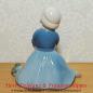 Mobile Preview: Vintage Porzellanfigur Mädchen mit Frosch (10,5cm)