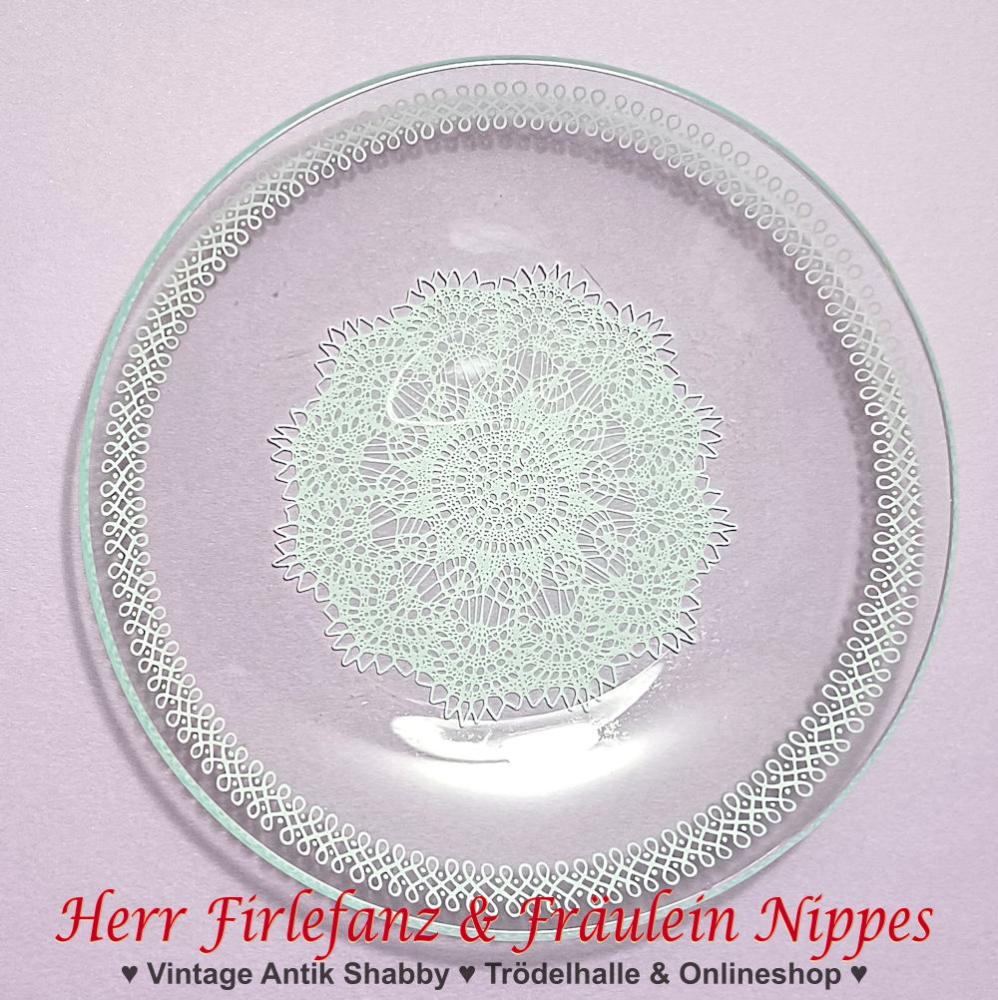 Preview: 6 DDR Vintage Glasteller mit weißem Spitzen Dekor