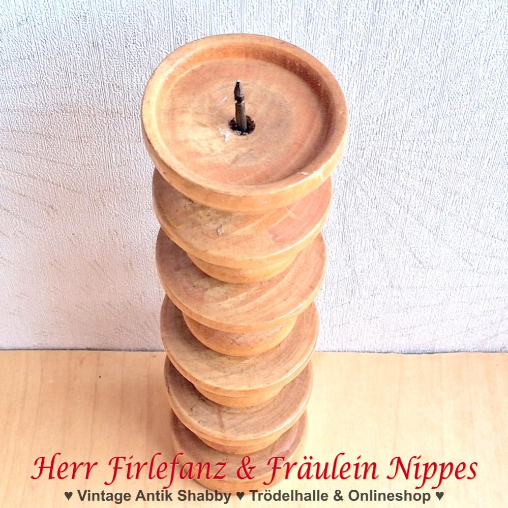 Preview: Vintage Kerzenständer aus Holz (20cm)