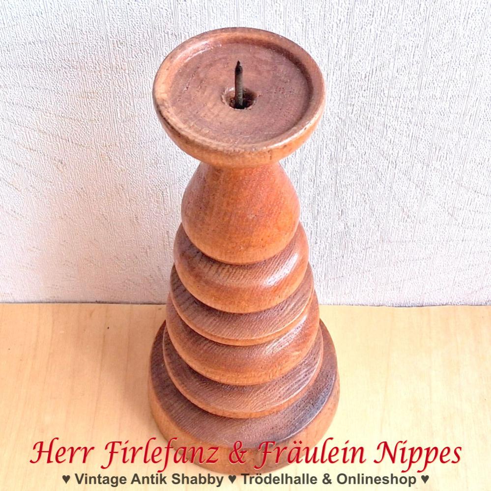 Preview: Vintage Kerzenständer aus Holz (18,5cm)