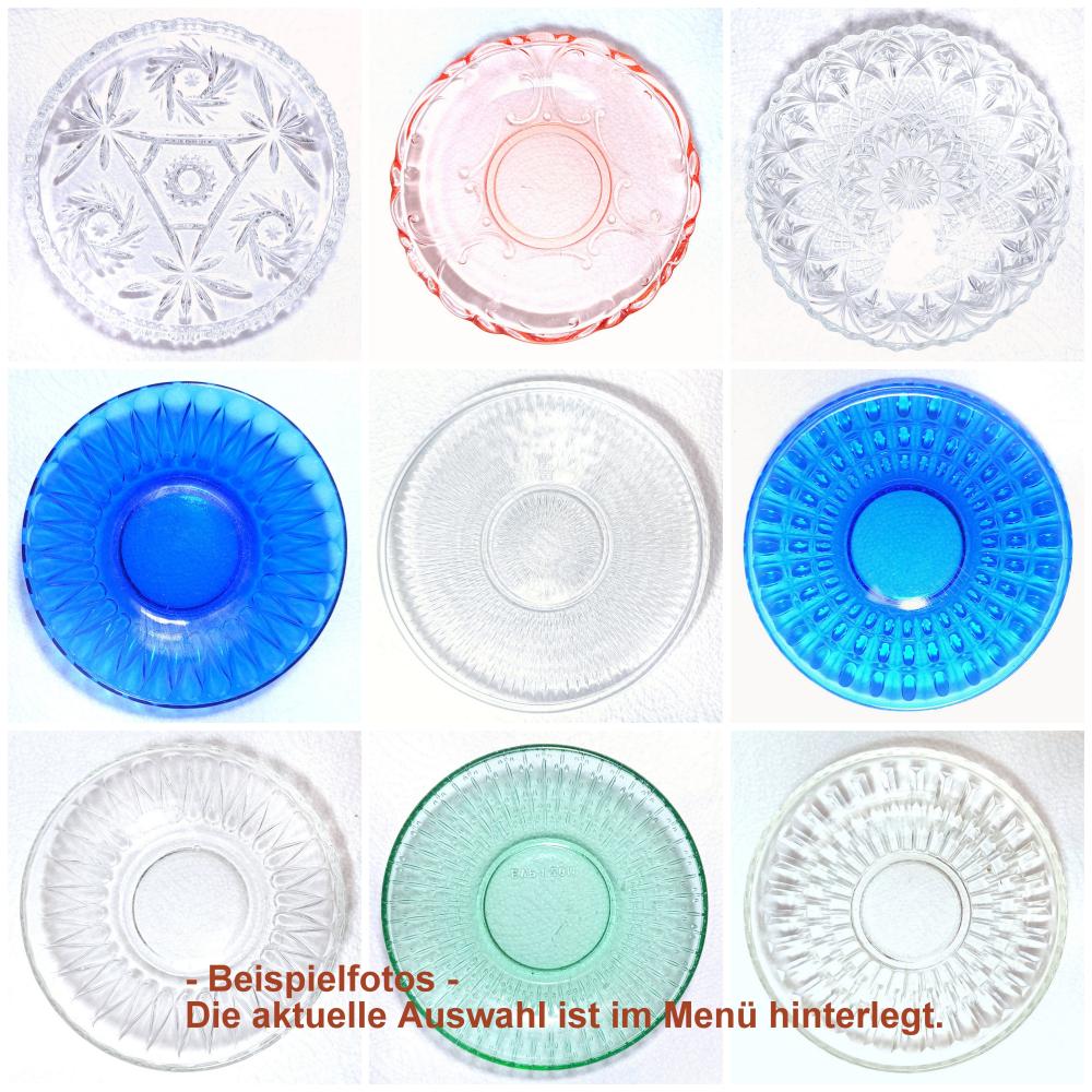 Kleine Vintage Teller für Dessert, Kuchen und Eis aus Glas (klar, bunt, farbig) oder Bleikristall aus den 50er, 60er, 70er, 80er Jahren und DDR