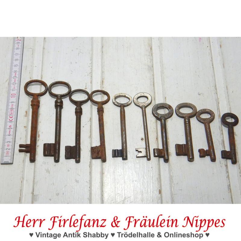 Antik & Vintage Schlüssel im Konvolut