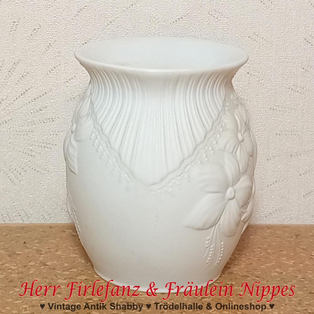 Preview: Kaiser Biskuitporzellan Kerzenständer (9cm)