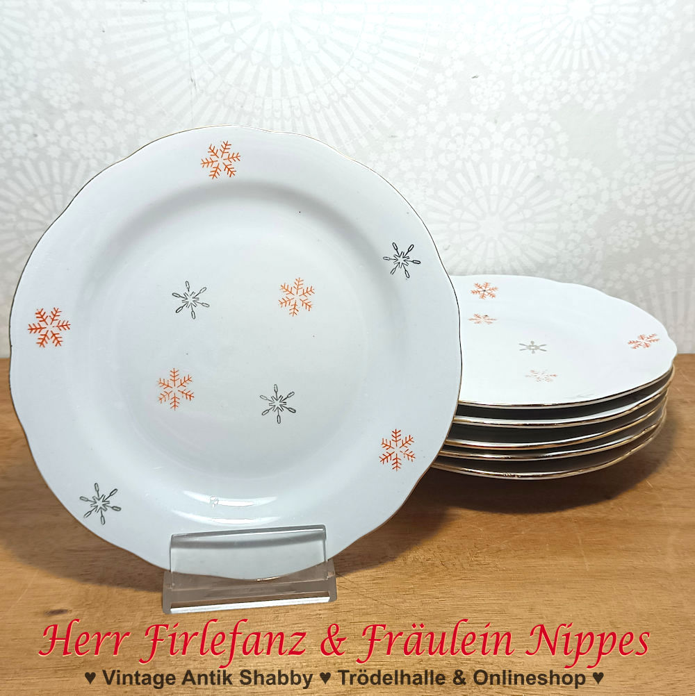 UNGARNIKAT Vintage Teller 20cm - Dunkelblau Mit Weißen Punkten