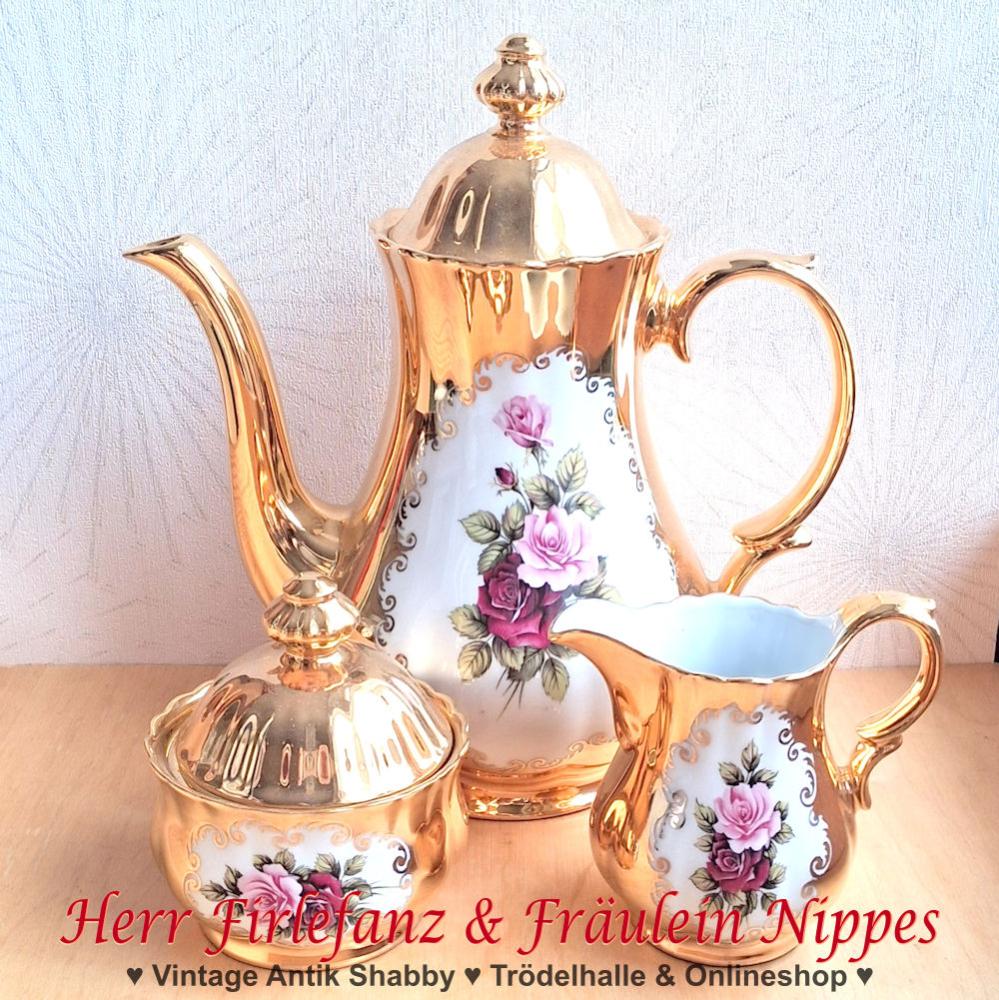 Kaffeeservice mit Golddekor und Rosen (HK Koch)