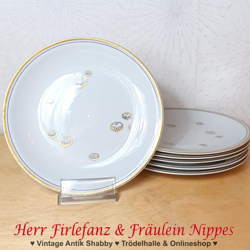 6 Vintage Frühstückstelleraus weißem Porzellan mit Golddekor Rienzi und Goldrand (von Henneberg, DDR)