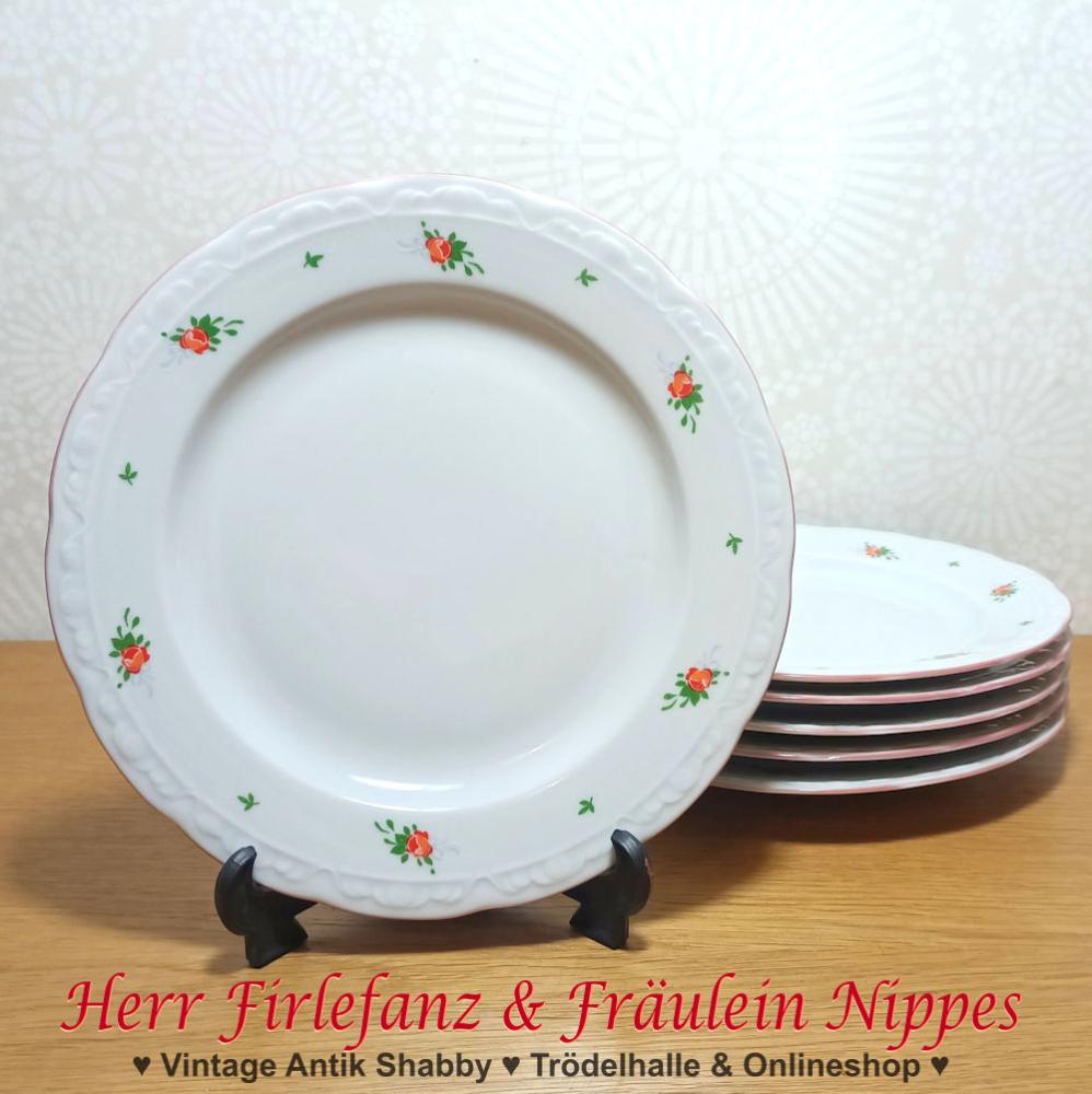 6 weiße Frühstücksteller  Kuchenteller aus Porzellan mit Streublumen und Reliefdekor am Rand (modernes Fabrikat, Bodenmarke R&B)
