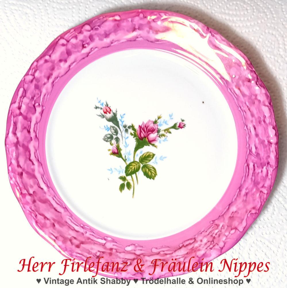 9 Vintage Frühstücksteller mit Perlmutt Dekoren