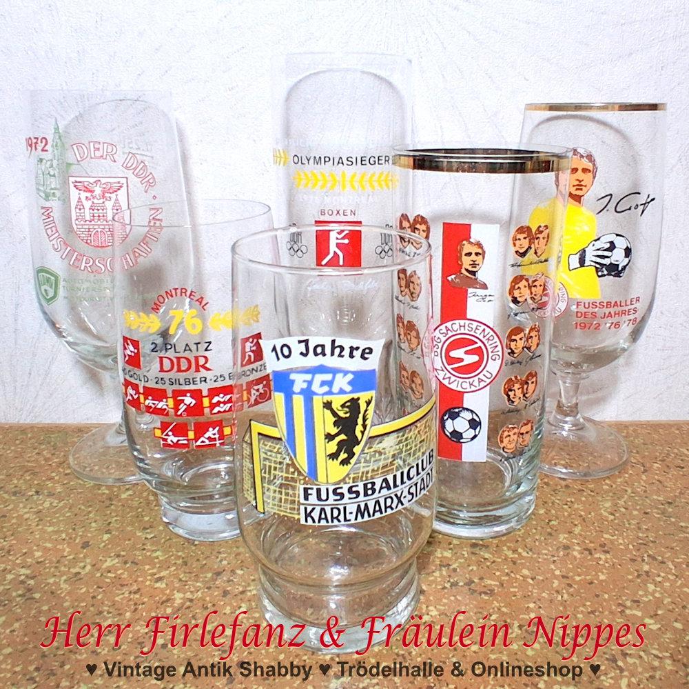 Alte Vintage Limogläser, Biergläser und Biertulpen mit verschiedenen Aufdrucken - Sport, Fussball, Weltmeisterschaft und Olympiade - aus DDR Zeiten