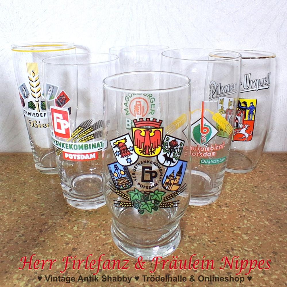 Alte Vintage Bier- und Limogläser mit verschiedenen Aufdrucken von VEB Brauereien, Getränkekombinaten und Ostdeutschen Bieren aus DDR Zeiten
