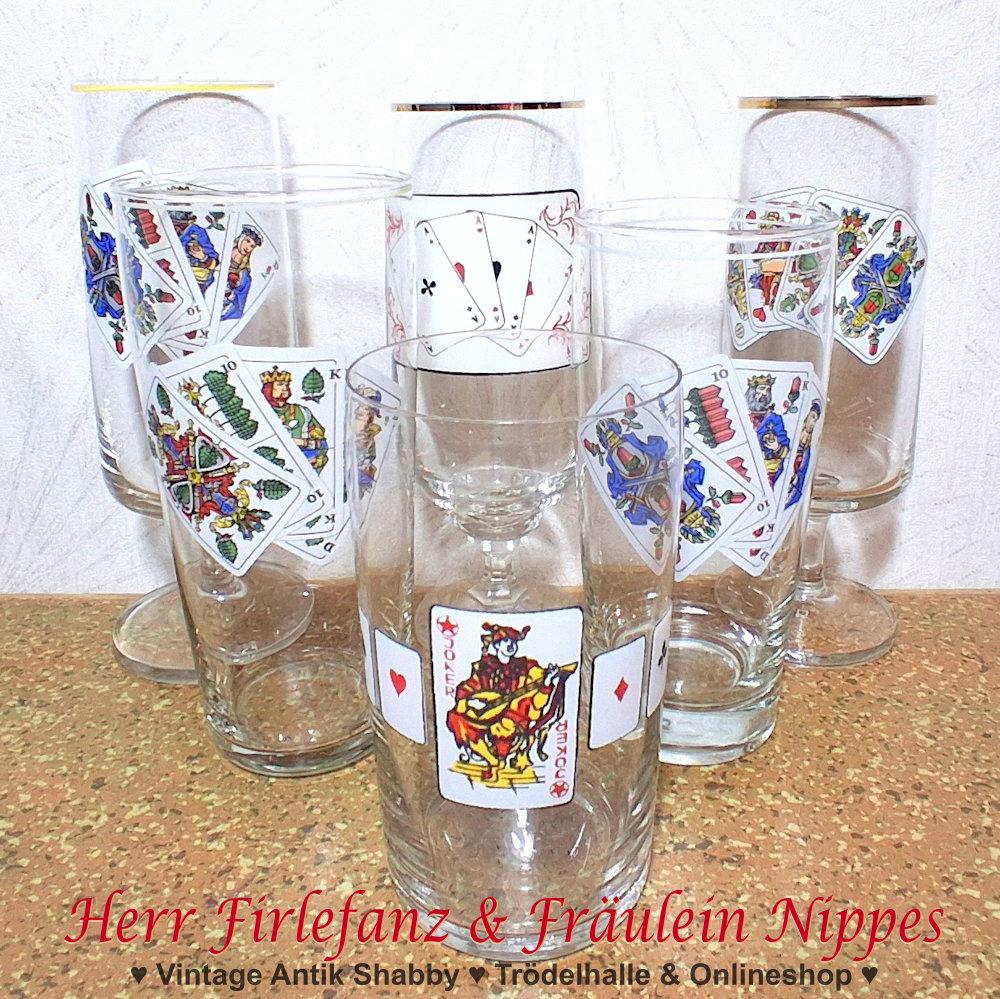 Alte Vintage Biergläser  Limogläser und Biertulpen mit Spielkarten (Bube, Dame, König, Ass) als Motiv aus den 70er Jahren der DDR