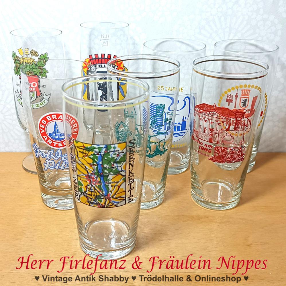 Alte Vintage Biergläser und Biertulpen mit verschiedenen Aufdrucken - Städte und Sehenswürdigkeiten - aus DDR Zeiten.