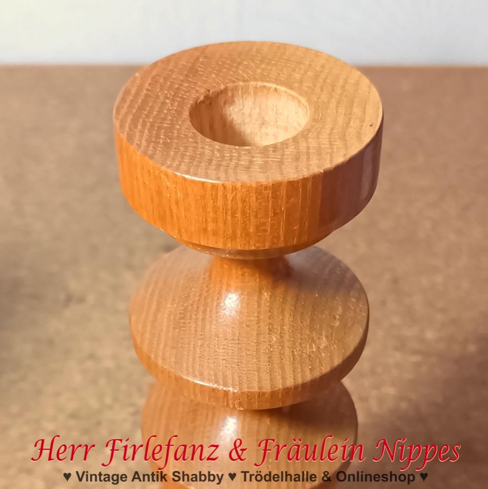 Vintage Kerzenständer aus Holz (20,5cm)