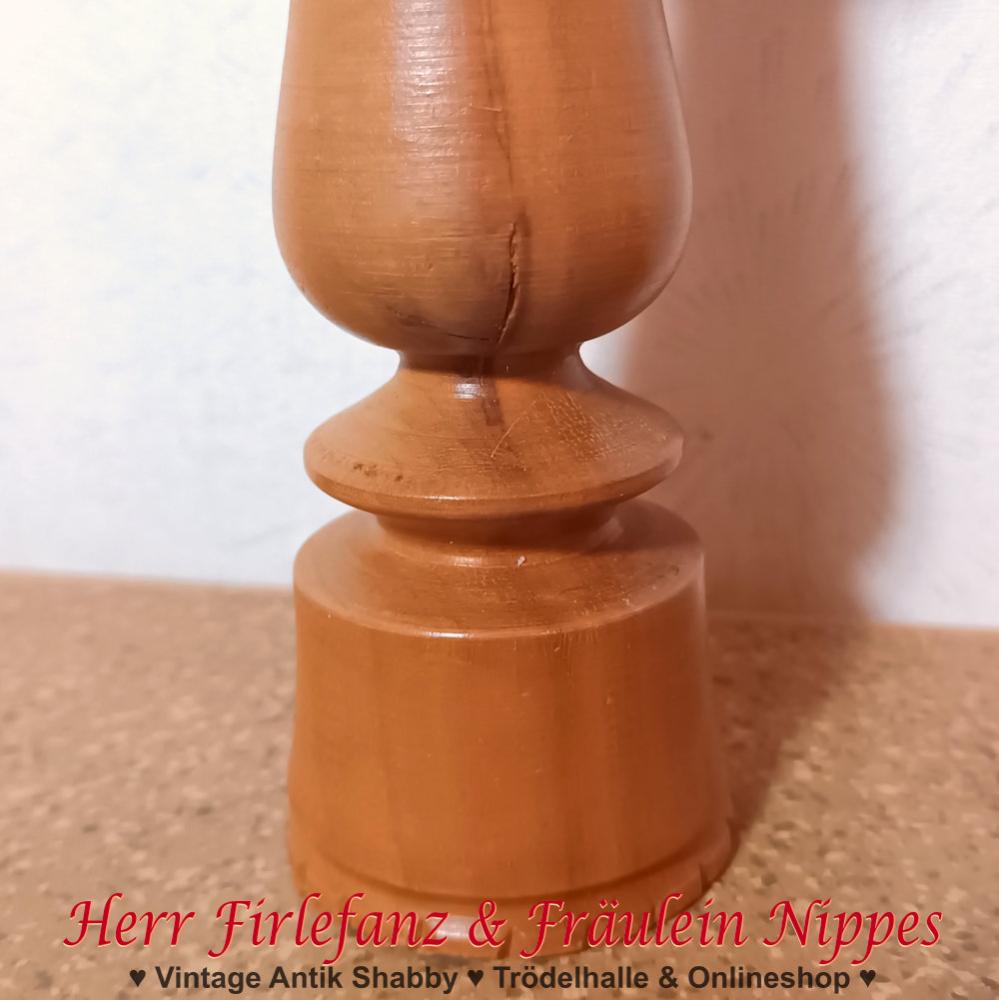 Vintage Kerzenständer aus Holz (22,5cm)