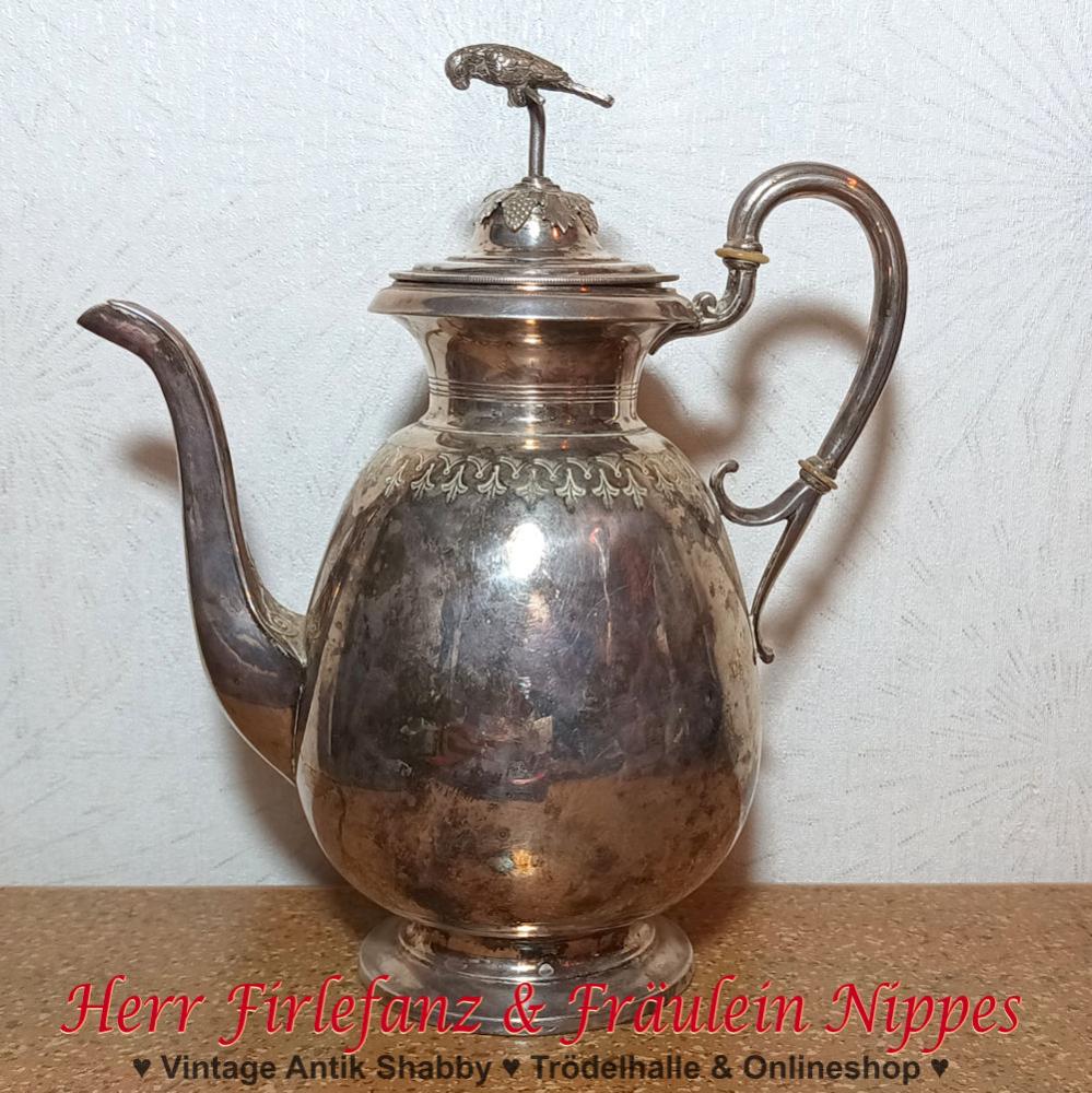 Antike versilberte Kaffeekanne aus Messing mit Jugendstil Verzierungen und mit Papagei  Vogel auf dem Deckel als Griff