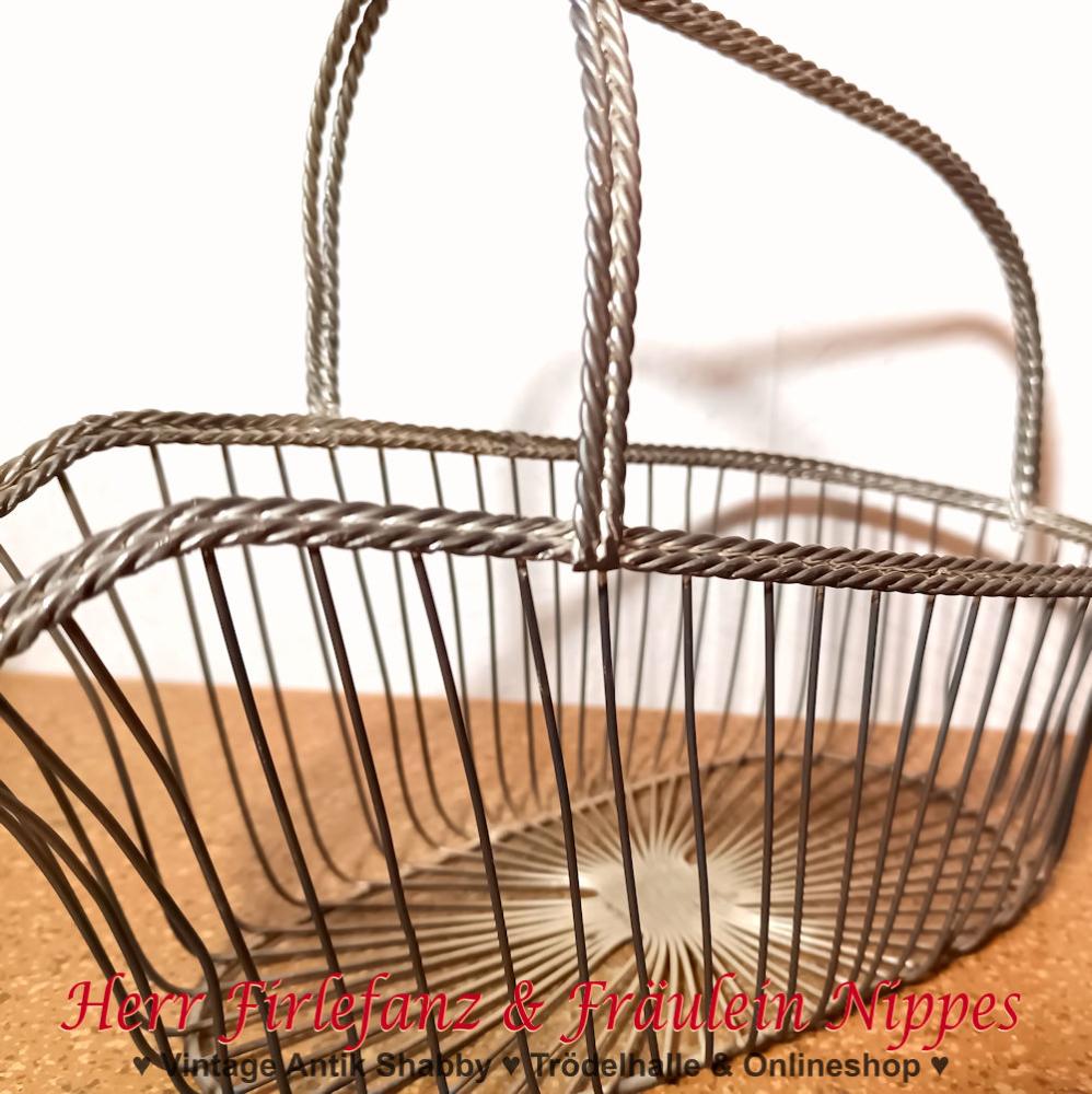 Flaschenhalter im Antik Stil