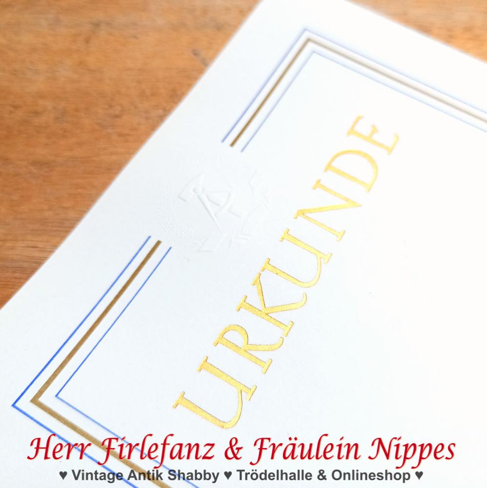 Geprägte DDR Blanko Urkunde (A5)