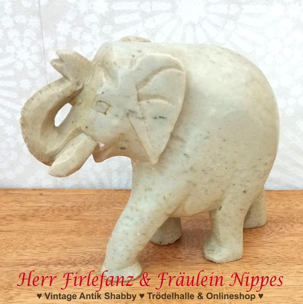 Kleine alte Deko Figur Elefant aus gräulich gelbem Marmor / kaltem Stein mit Marmorierung (10cm)