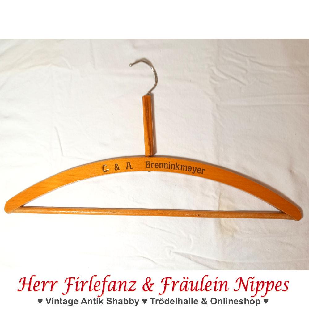 8 Vintage Kleiderbügel für Mäntel