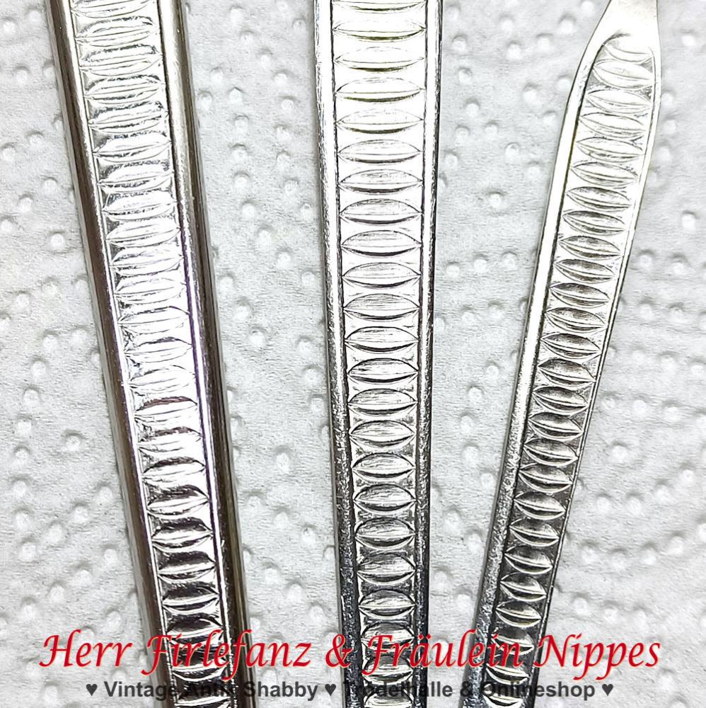 Vintage DDR Besteck (Messer, Gabel, Löffel) mit Dekor aus Ovalen bzw. Querrillen am Griff aus den 70er / 80er Jahren