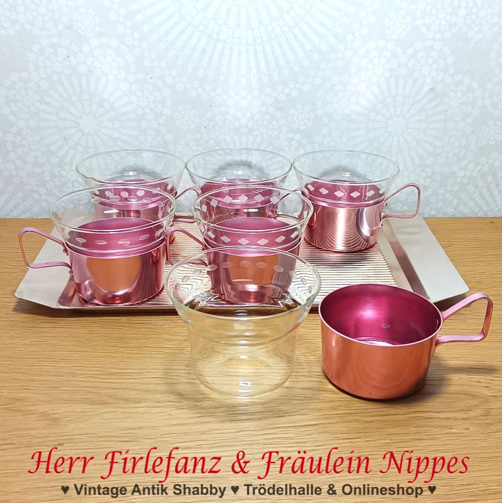 50er Jahre Teegläser mit rosa Näpfen