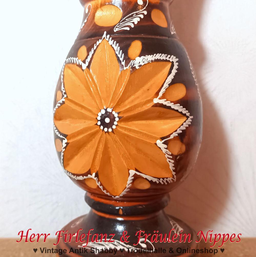 Geschnitzte Vase aus Holz (28cm)