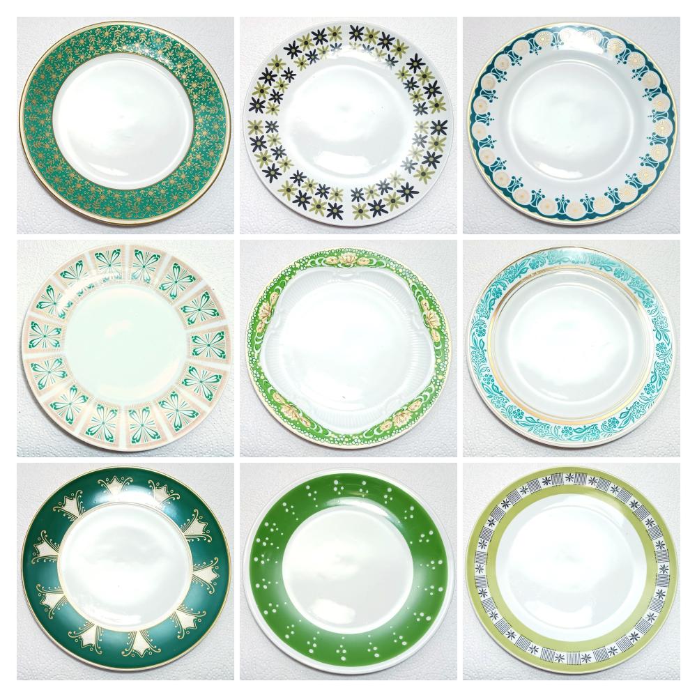 alte Vintage Frühstücksteller bzw. kleine Teller aus Porzellan mit verschiedenen grünen Dekoren aus den 50er  60er Jahren im Mix Set