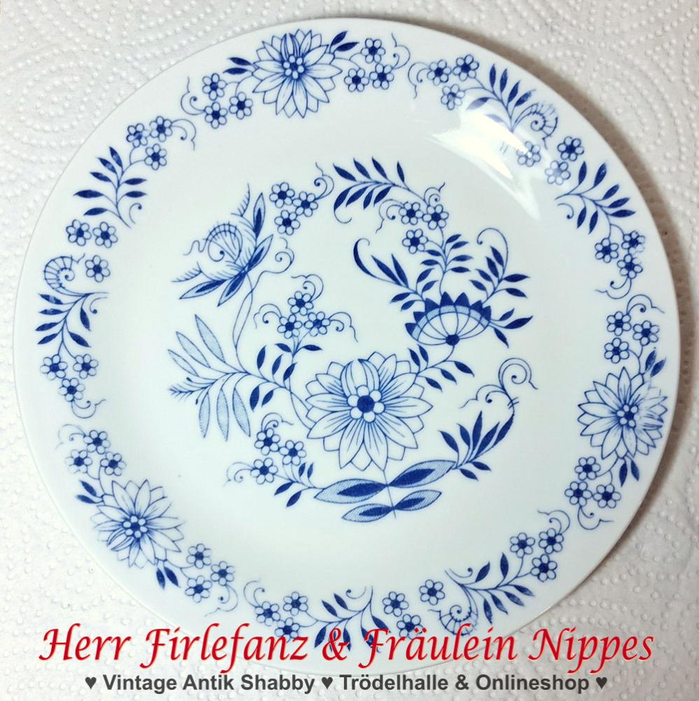 9 Vintage Frühstücksteller mit blauem Dekor